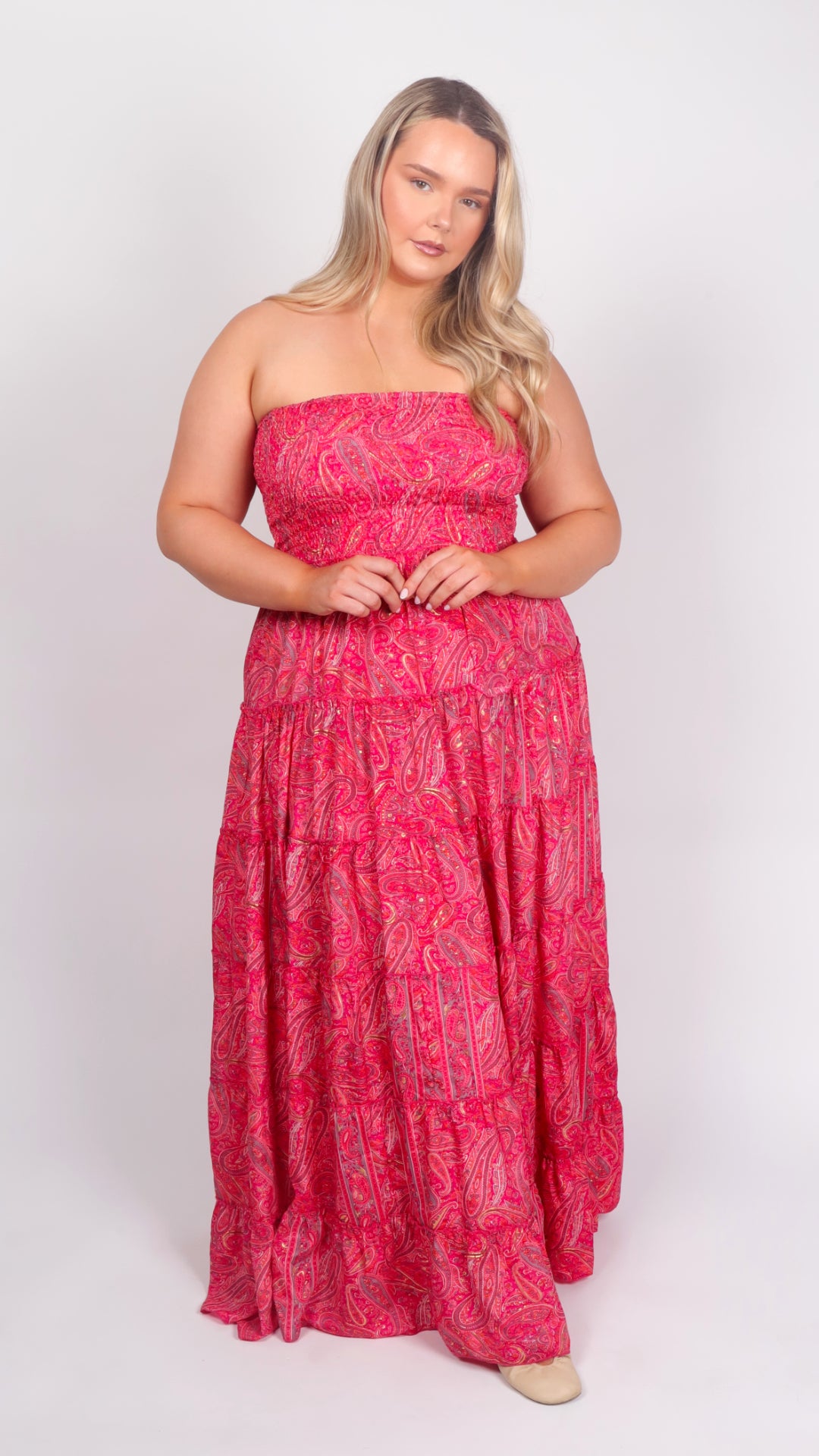 Pink Paisley Princess Dress – plus size model