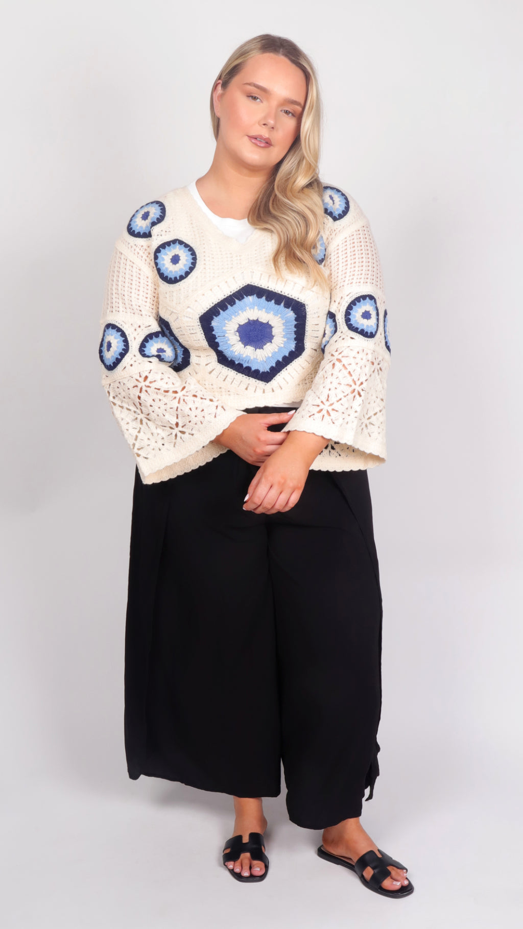 Spiritual Third Eye Crochet Cropped Jumper - second view